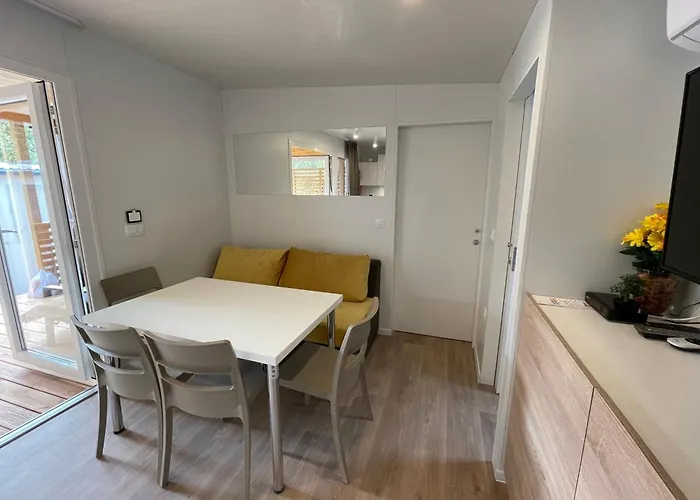 דירה With Parking Space Biograd Na Moru, Biograd - 24789 ביוגראד נה מורו